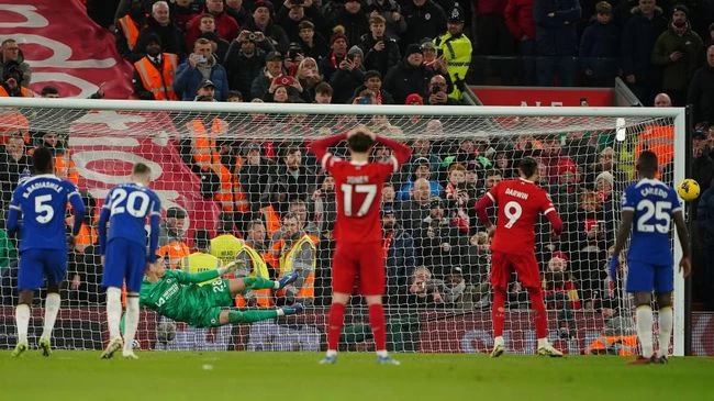 Terkait Kegagalan Eksekusi Penalti Darwin Nunez, Slot Enggan Membesar-besarkan