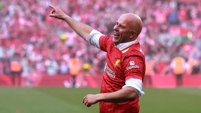 Arne Slot Masuk Daftar Elite Manajer: Langsung Juara di Musim Debut