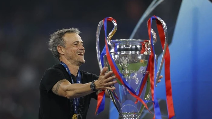 'Luis Enrique Sadarkan Seluruh Dunia, Sepakbola Olahraga Tim'