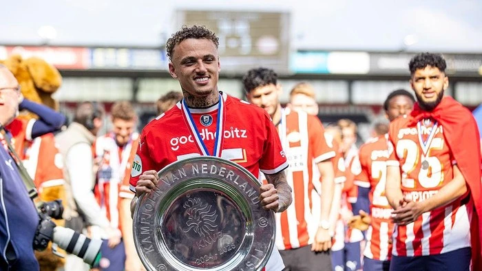 Napoli Gaet Noa Lang dari PSV   