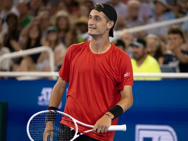 Tak Punya Sponsor, Terence Atmane Tembus Semifinal Di Cincinnati