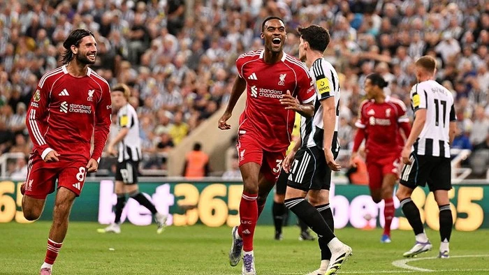 Newcastle Vs Liverpool: Si Merah Unggul 1-0 di Babak Pertama