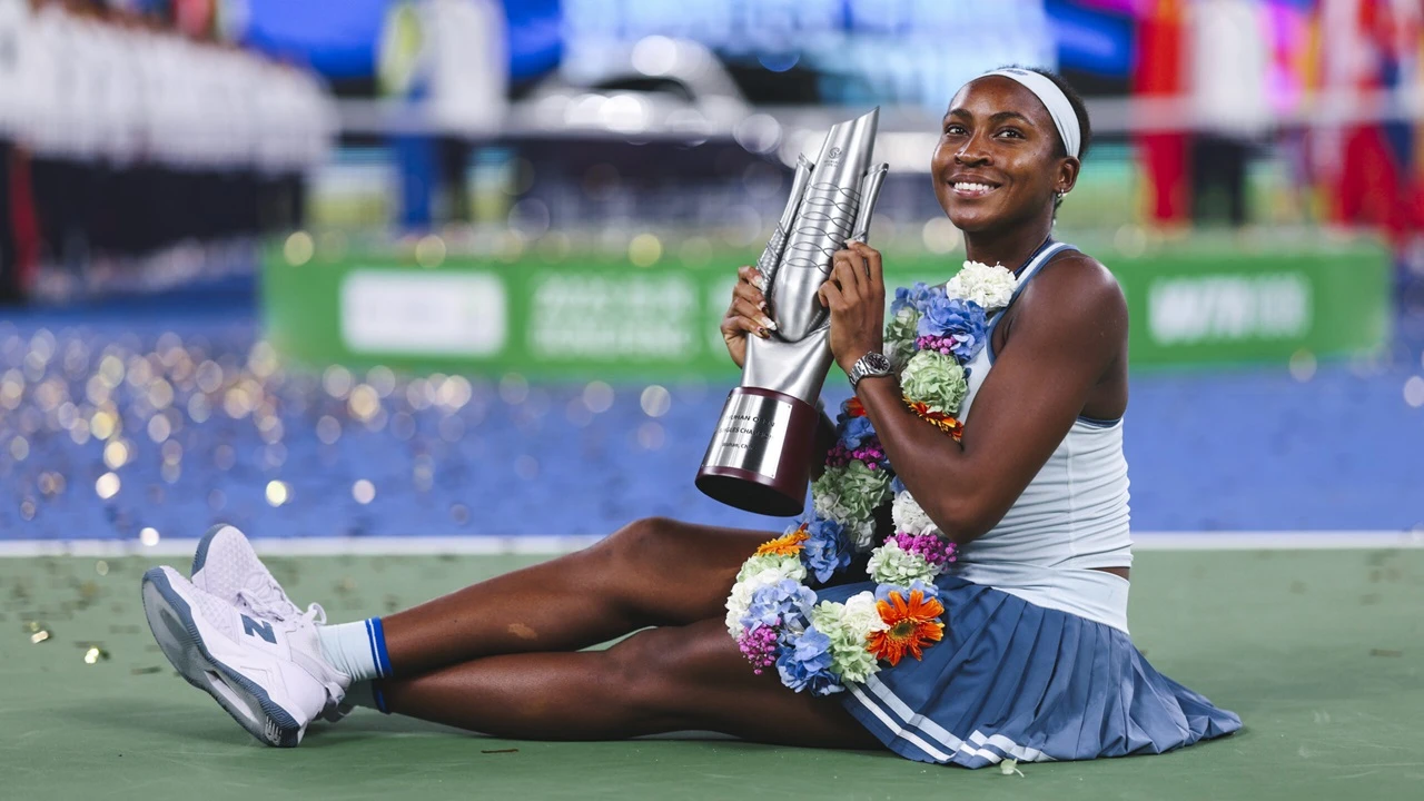 Kesampingkan Persahabatan, Cori Gauff Naik Podium Juara Di Wuhan